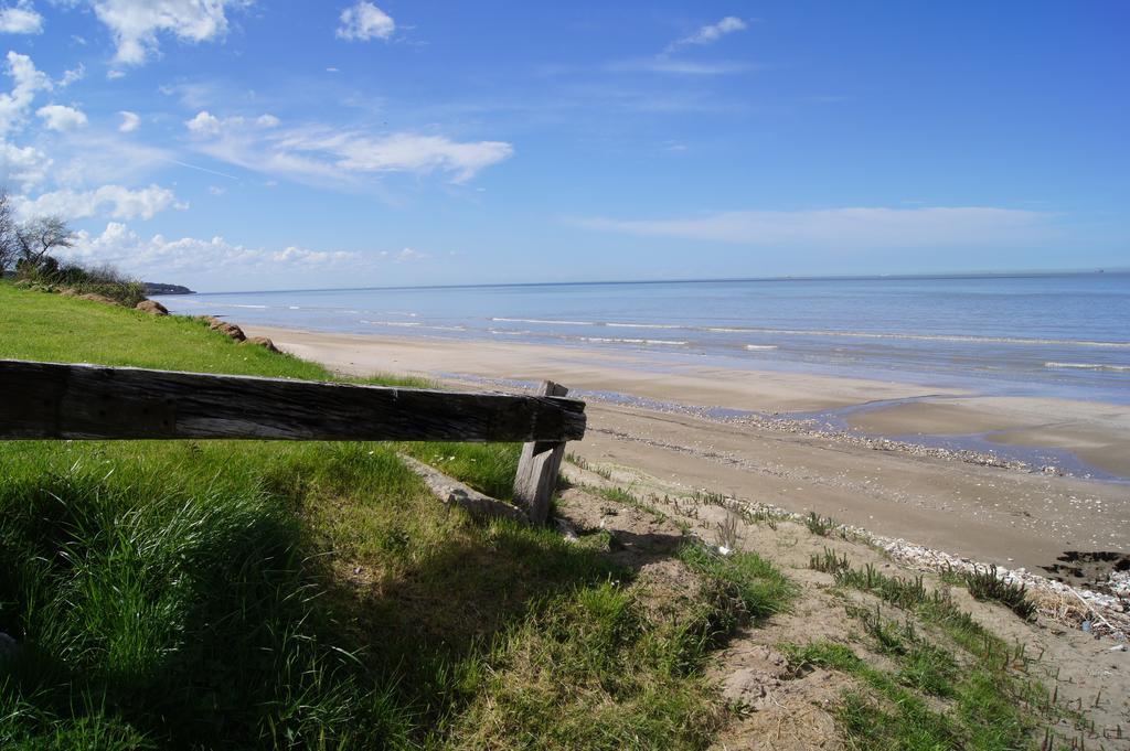 "La Girelle, Bord De Mer" Bed and Breakfast Honfleur Buitenkant foto