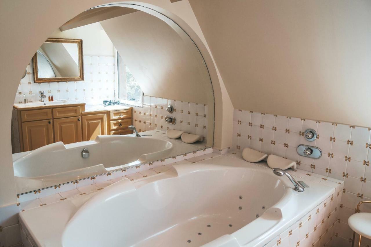 "La Girelle, Bord De Mer" Bed and Breakfast Honfleur Buitenkant foto